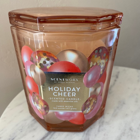 Scentworx Holiday Cheer 3 wick scented candle made with essential oils - Picture 1 of 3